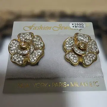 [ 하나뿐인! 스와로브스키! ] 빈티지 귀찌