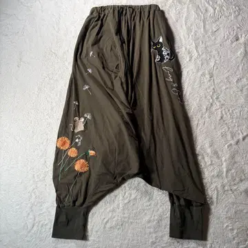 lamy&earl 라미&아르 L 사루엘 팬츠 민들레 고양이 카키 자수