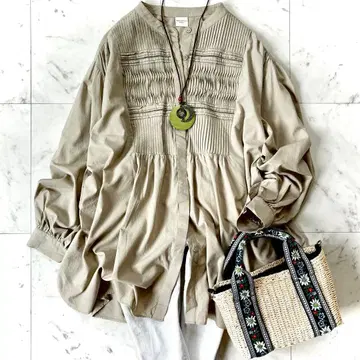 새상품급 어반 리서치 도어스 핀턱 코튼 볼륨 슬리브 블라우스