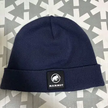 MAMMUT 네이비 니트 모자