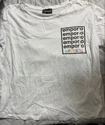 6월 처분 엠포리오 아르마니 프라이드 컬렉션 T셔츠