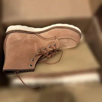 레드윙 8208 8.5D 미사용 새상품