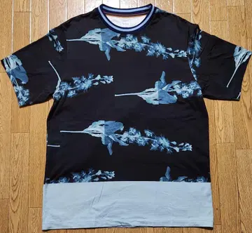 Paul Smith 보타니컬 프린트 T셔츠 블랙/블루 계열 XL