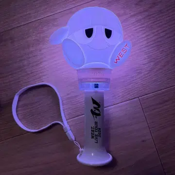 WEST LIVE TOUR 2026 응원봉