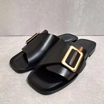 [새상품급] CORSO ROMA.9 버클 가죽 샌들