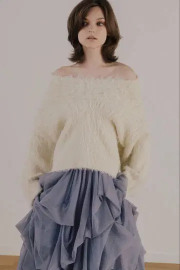 THE TOE Friedrich 오프숄더 스웨터