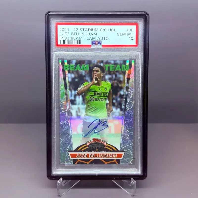 주드 벨링엄 Topps 싸인카드 PSA 10등급 팝니다.