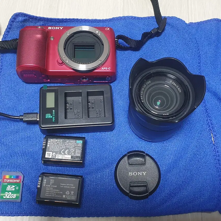 소니 NEX-F3 미러리스 디카+렌즈+배터리2개+충전기등 판매합니다