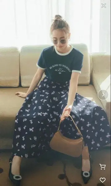 자카드 볼륨 스커트 스나이델