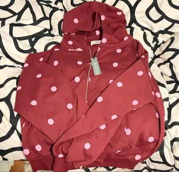 SCUFFERS Dots Burgundy Zipper