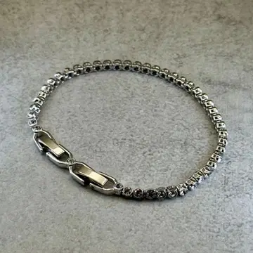 스와로브스키 테니스 팔찌 실버 컬러 큐빅