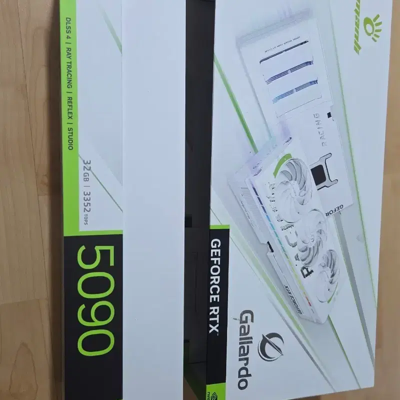 Manli RTX 5090 Gallardo 32GB 그래픽카드 박스