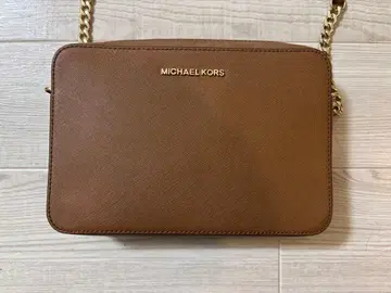 MICHAEL KORS 브라운 숄더백