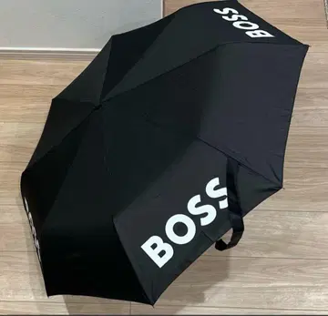 미사용품 BOSS 접이식 우산 블랙 수납 케이스 포함