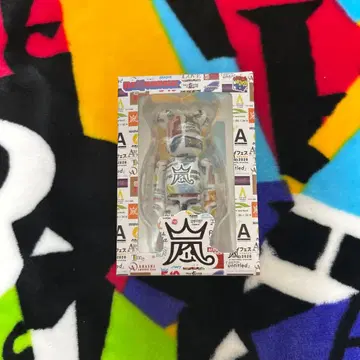 ARASHI 2026 라이브 로고 베어브릭