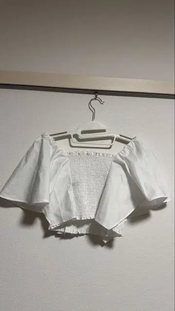 EMODA 오프숄더 상의