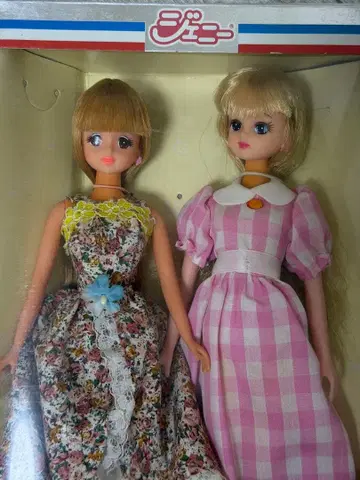 타카라 제니 인형 2체 세트 [ Beauty Cut ] 시리즈입니다