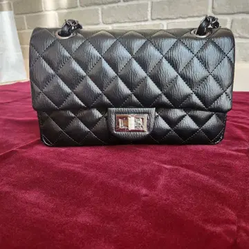 미사용 새상품! 퀼팅 체인 숄더 2Way Bag 소가죽 블랙