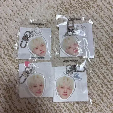 treasure 얼굴 아크릴 키링 종환