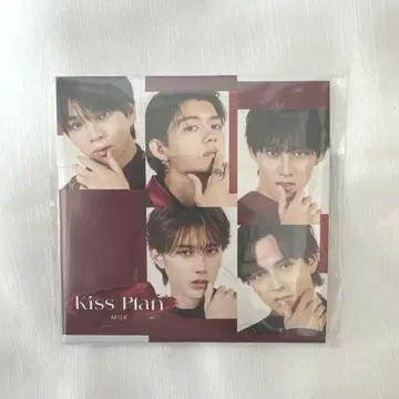 M!LK 들여다보는 밀크?전 아크릴 코스터 Kiss Plan