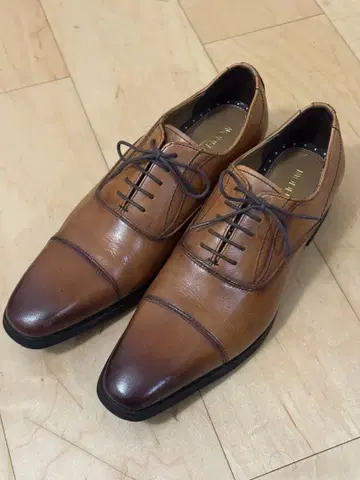 브라운 가죽 드레스 슈즈 스트레이트 팁