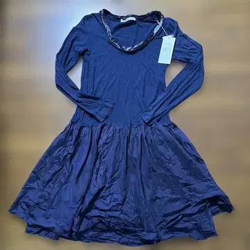 새상품 sacai luck 네이비 긴팔 원피스