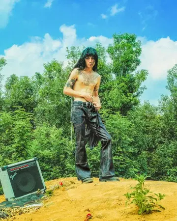 21SS RIGID DOUBLE KNEE BELL BOTTOM DENIM