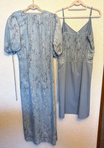 FRAY I.D 스카이블루 꽃무늬 퍼프 슬리브 롱 원피스