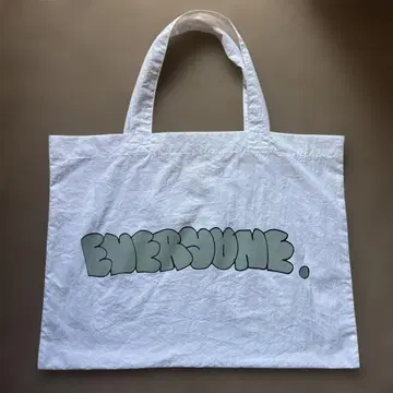everyone j.30000 2025 throwie nylon tote