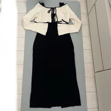 머큐리 듀오 숏 가디건과 원피스