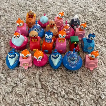 호빵맨 가챠가챠 탈것