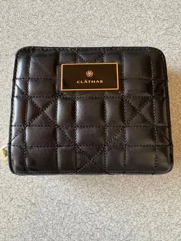 CLATHAS 퀼팅 접이식 지갑