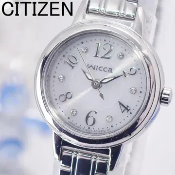 작동 시티즌 위카 솔라 손목시계 크리스탈 빛나는 다이얼 실버