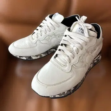 무타 URBANSUN 콜라보 스니커즈