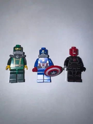 스쿠버 캡틴 아메리카, 아이언 스컬, 히드라 다이버 레고