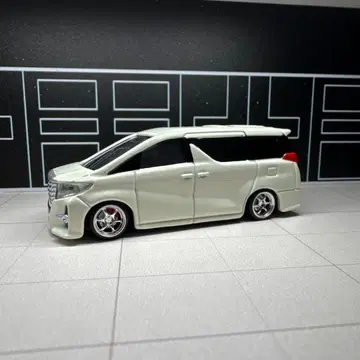 토미카 No.12 도요타 알파드 커스텀