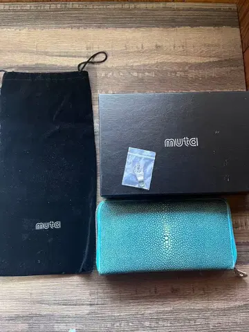 muta 파랑 가죽 장지갑