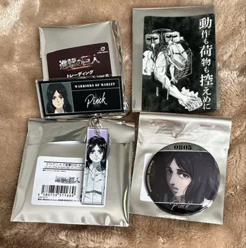 진격의 거인 피크 아크릴 키링 캔뱃지 매너 클리어 카드 자동차력