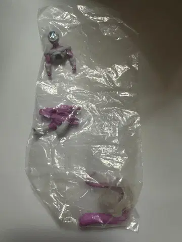 드래곤볼 쿠우라 피규어 HG 시리즈