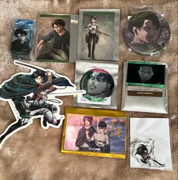 진격의 거인 리바이 캔뱃지 카드 스티커 아크릴 키링