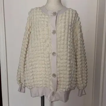 j&i flida 퐁퐁 원단의 귀여운 가디건 미사용