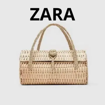 새상품급 ZARA 카고백 바스켓백 원형 라탄