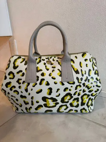 레오파드 무늬 보스턴 백