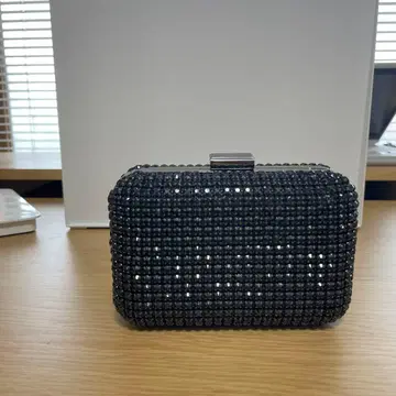 ZARA 비즈 장식 파티 백 블랙