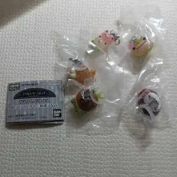 [ NC-17 ] 개구리 피클스 메지루시 액세서리 화과자 전5종 컴프