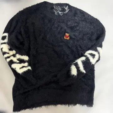 스터드 머핀 블랙 니트 스웨터 사이즈 3