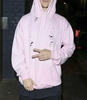 저스틴 비버 착용 LMDN 후드티