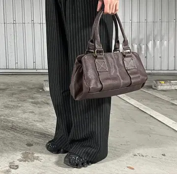 vintage design leather shoulder bag