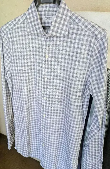 피나모레 FINAMORE 체크 무늬 긴팔 드레스 셔츠 M 사이즈