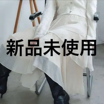 [ 완판템 ] 랜덤 티어드 시어 플리츠 스커트 FRAY I.D 크림